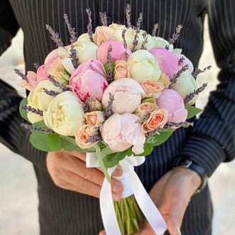 Букет невесты «Яркая нежная»