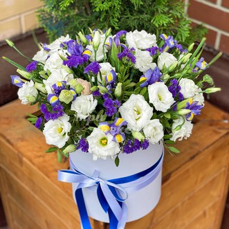 Букет в коробке «Сири»