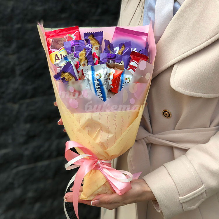 Букет "Лакомый презент"